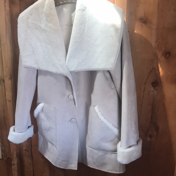 Jacket - Picture 3 of 7